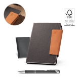 96205 - Agenda A5 em pele reciclada com fecho magntico.