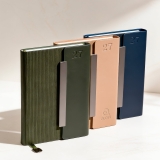 470268 - Agenda di�ria A5 com capa com 2 tipos de PU 